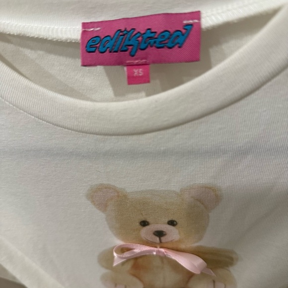 Edikted Cream Teddy Bear Crop Top - Picture 3 of 4